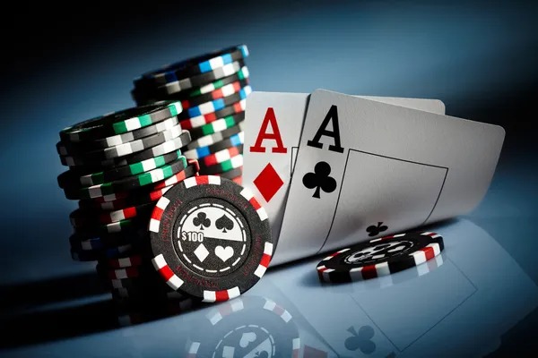 tambang88 app home screen showing sportsbook markets and live-dealer tables