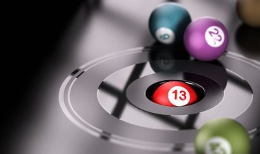 Football match odds display with Liga 1 team logos and live score